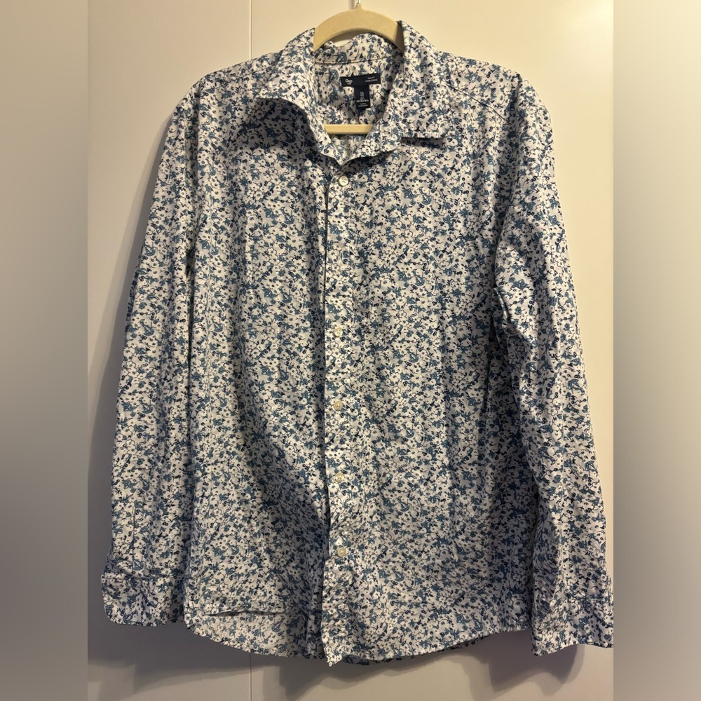 NWOT Gap Floral button up